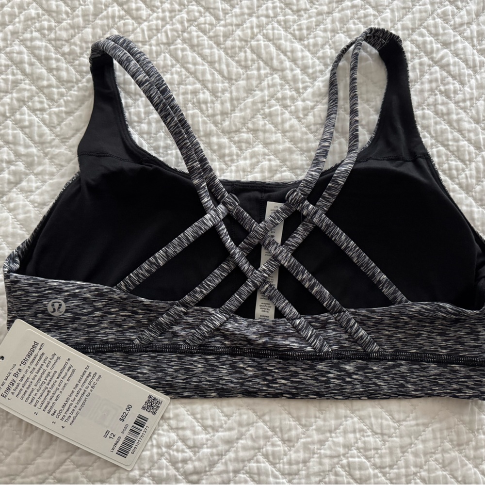 Lululemon Sports Bra NEW!